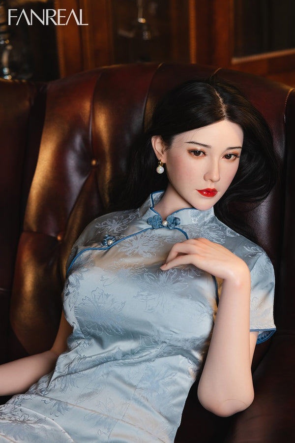 Vivi: 109cm F-Cup Luxury Silicone Sex Doll Torso