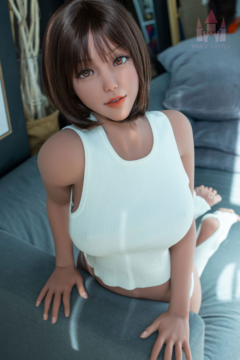 Lin: Dolls Castle Asiatische Sexpuppe (Versandfertig EU)