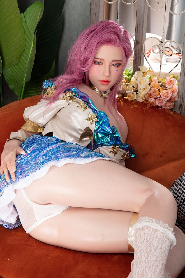 Saner: Starpery Asian Sex Doll