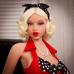 Jessica-Tan : Poupée sexuelle Piper Doll