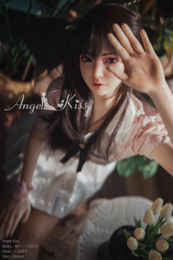 Lily (Vollsilikon): Angel Kiss Asiatische Sexpuppe