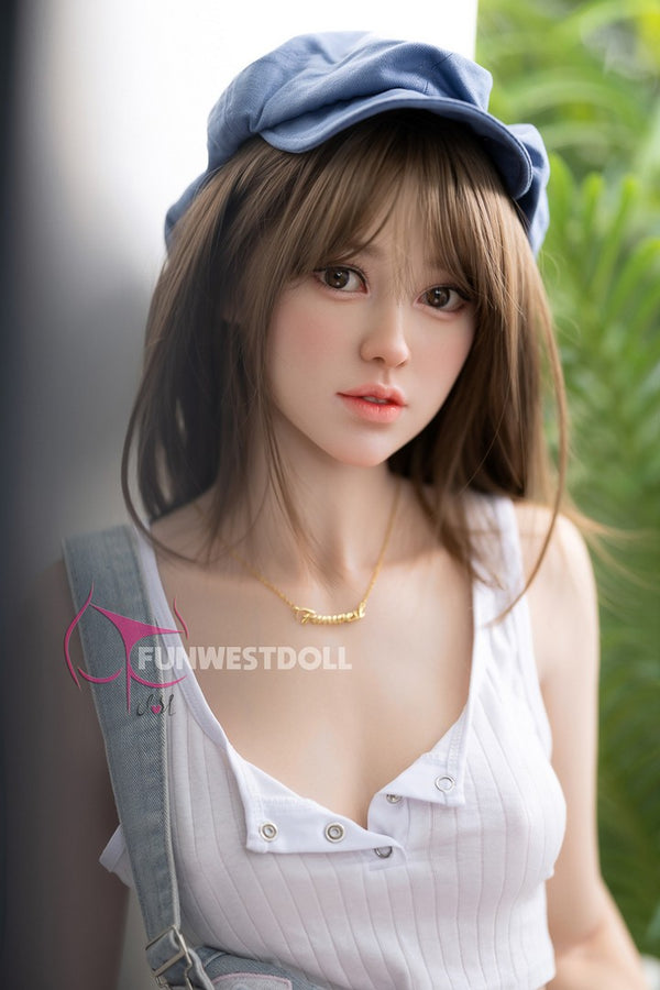 Lucy : Poupée sexuelle blanche Funwest Doll (entièrement en silicone)