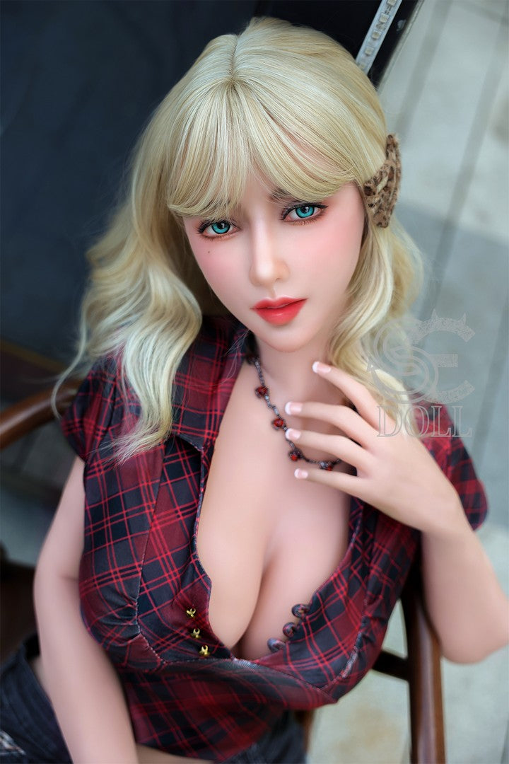 #077: SEDOLL White Sex Doll