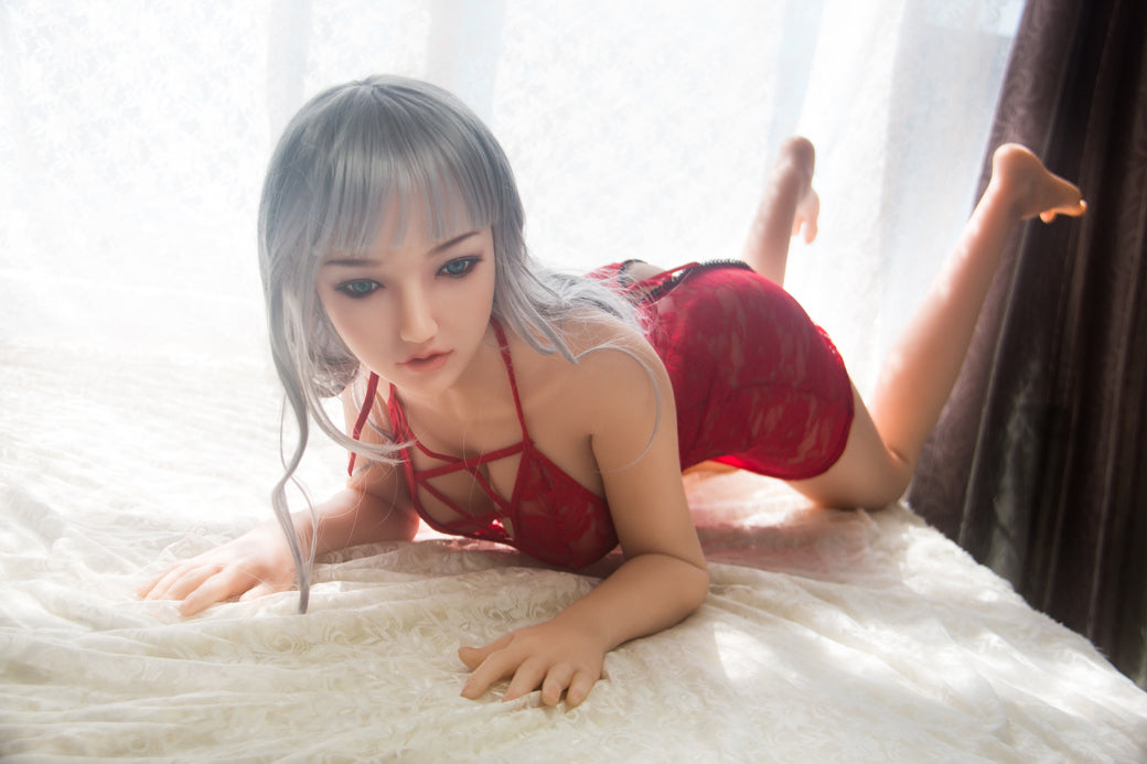 Azami: Asiatische Sexpuppe von SANHUI (vollständig aus Silikon)