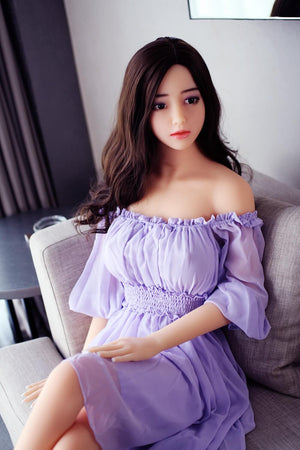 Shreya: Asiatische Sexpuppe von JYDoll