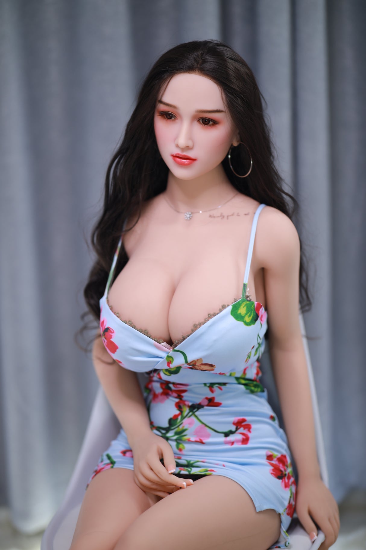 Lucy: Asiatische Sexpuppe von JYDoll