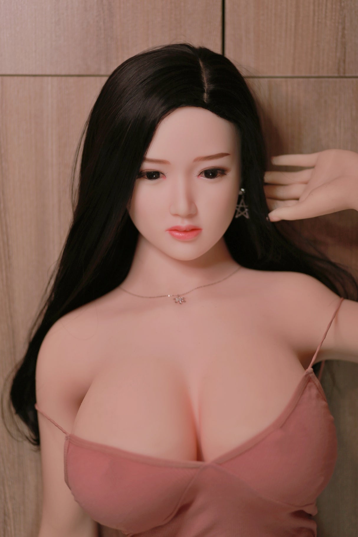 Parlcia : poupée sexuelle asiatique JYDoll