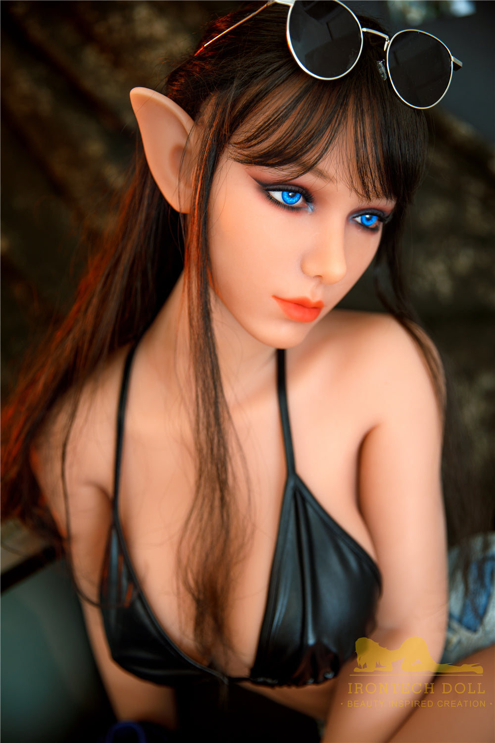 Scarlet: Asiatische Sexpuppe von Irontech – ELF