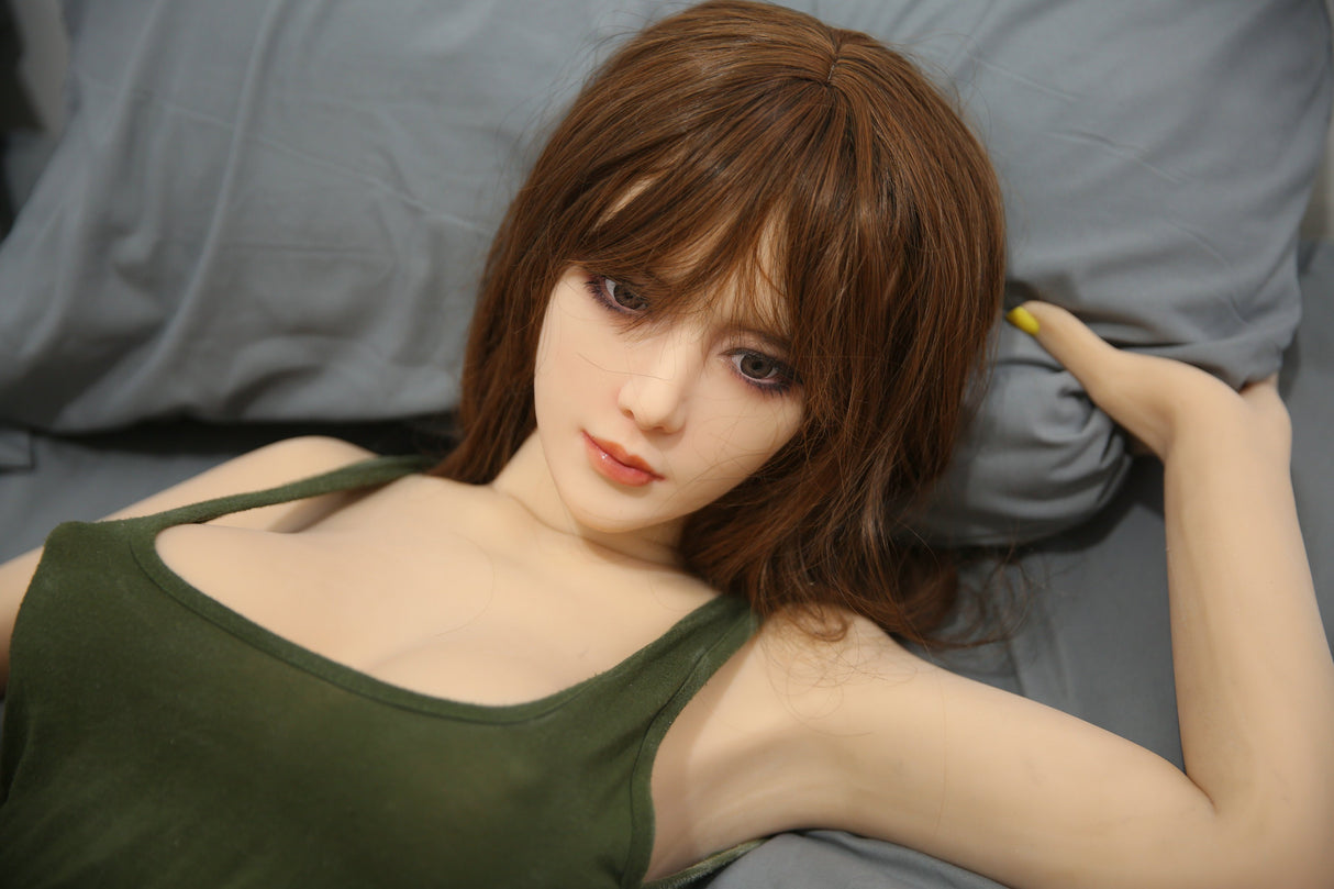 Emily: Qita Doll, asiatische Sexpuppe