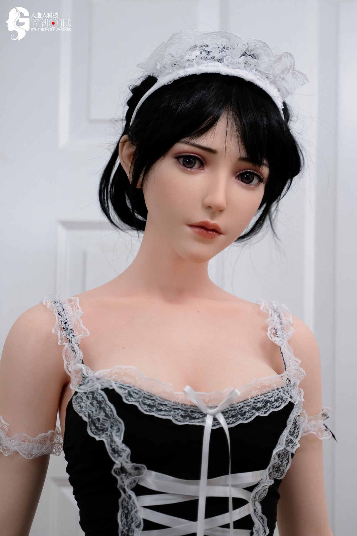 Ariana: Gynoid Doll, asiatische Sexpuppe (vollständig aus Silikon)