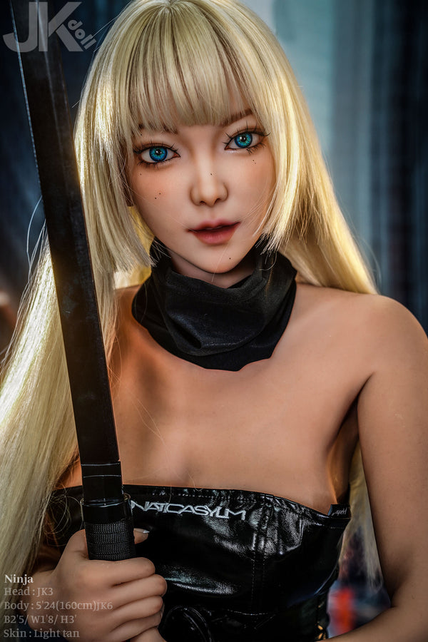 Ninja: JK Doll Weiße Sexpuppe