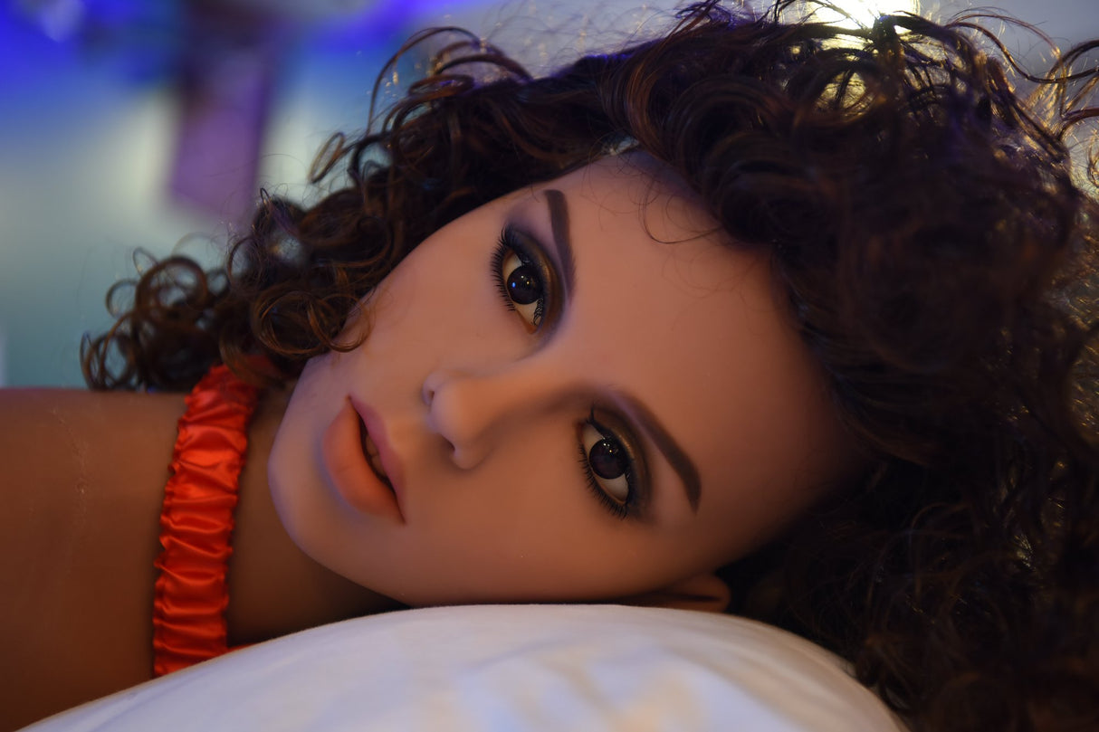 Rania: YLDoll Sexpuppen-Torso