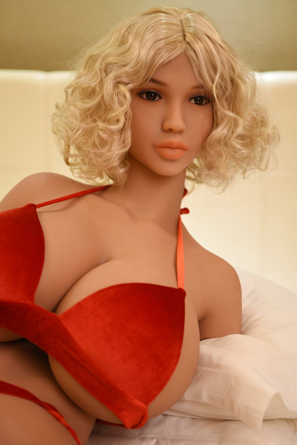 Stephanie: YLDoll Sexpuppen-Torso