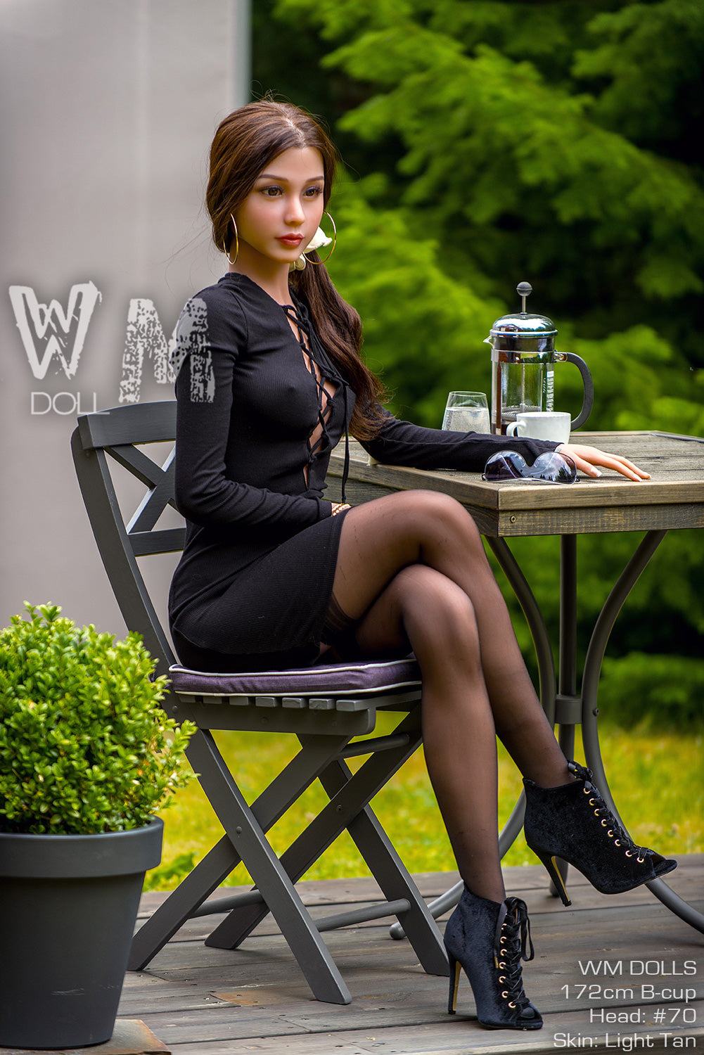 Naomi: Asiatische Sexpuppe von WM