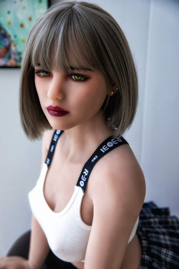 Cynthia: HR DOLL White Sex Doll