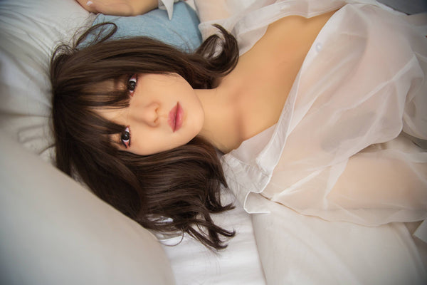 XiaoYeCai: Asiatische Sexpuppe Qita Doll