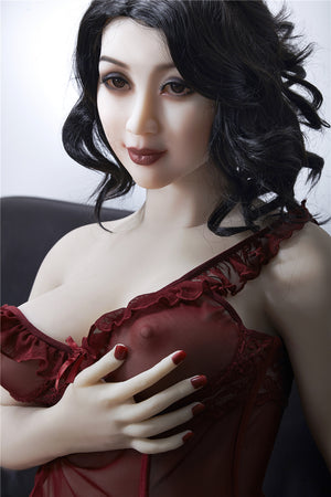 Xiu: Asiatische Sexpuppe von Irontech