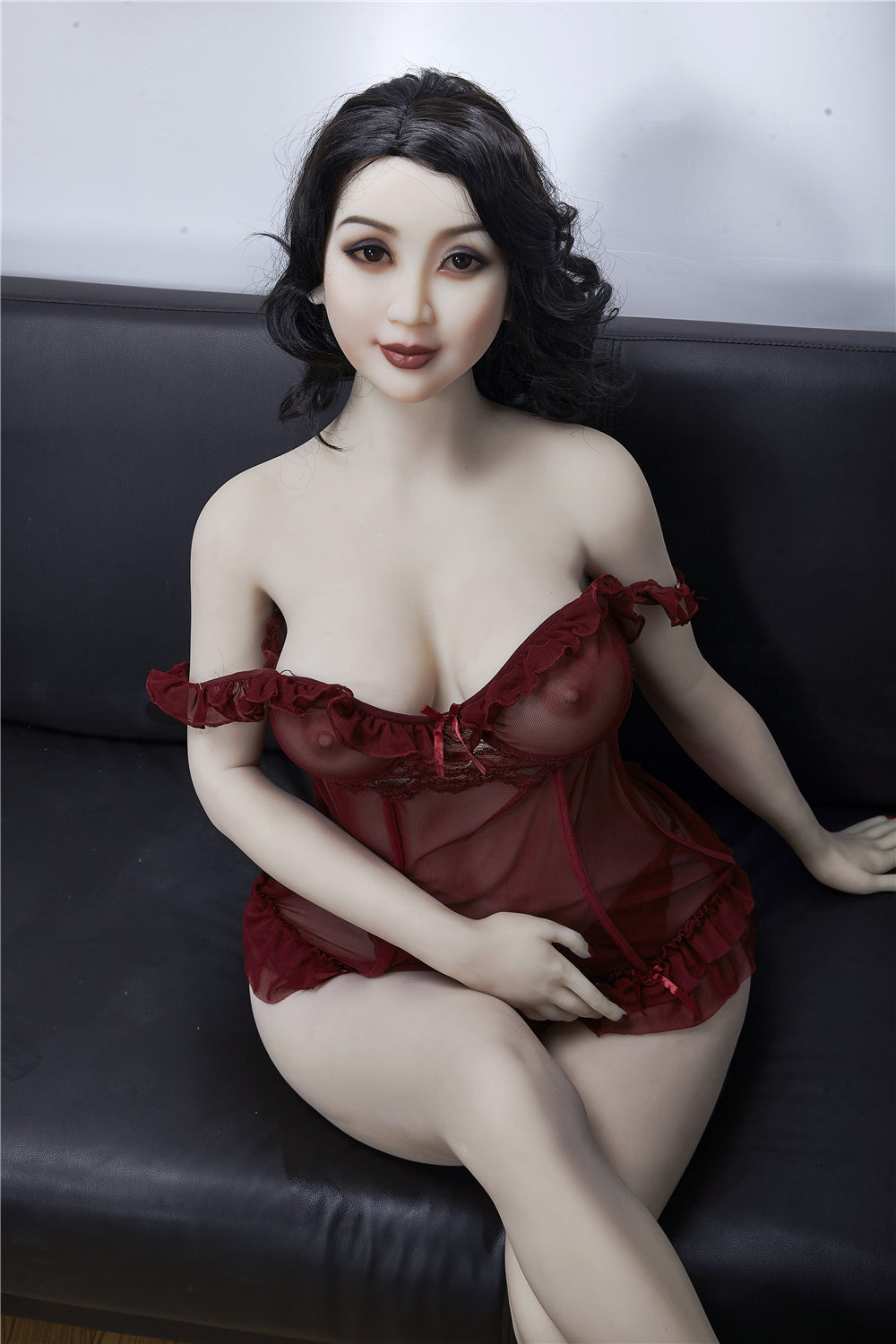 Xiu: Asiatische Sexpuppe von Irontech