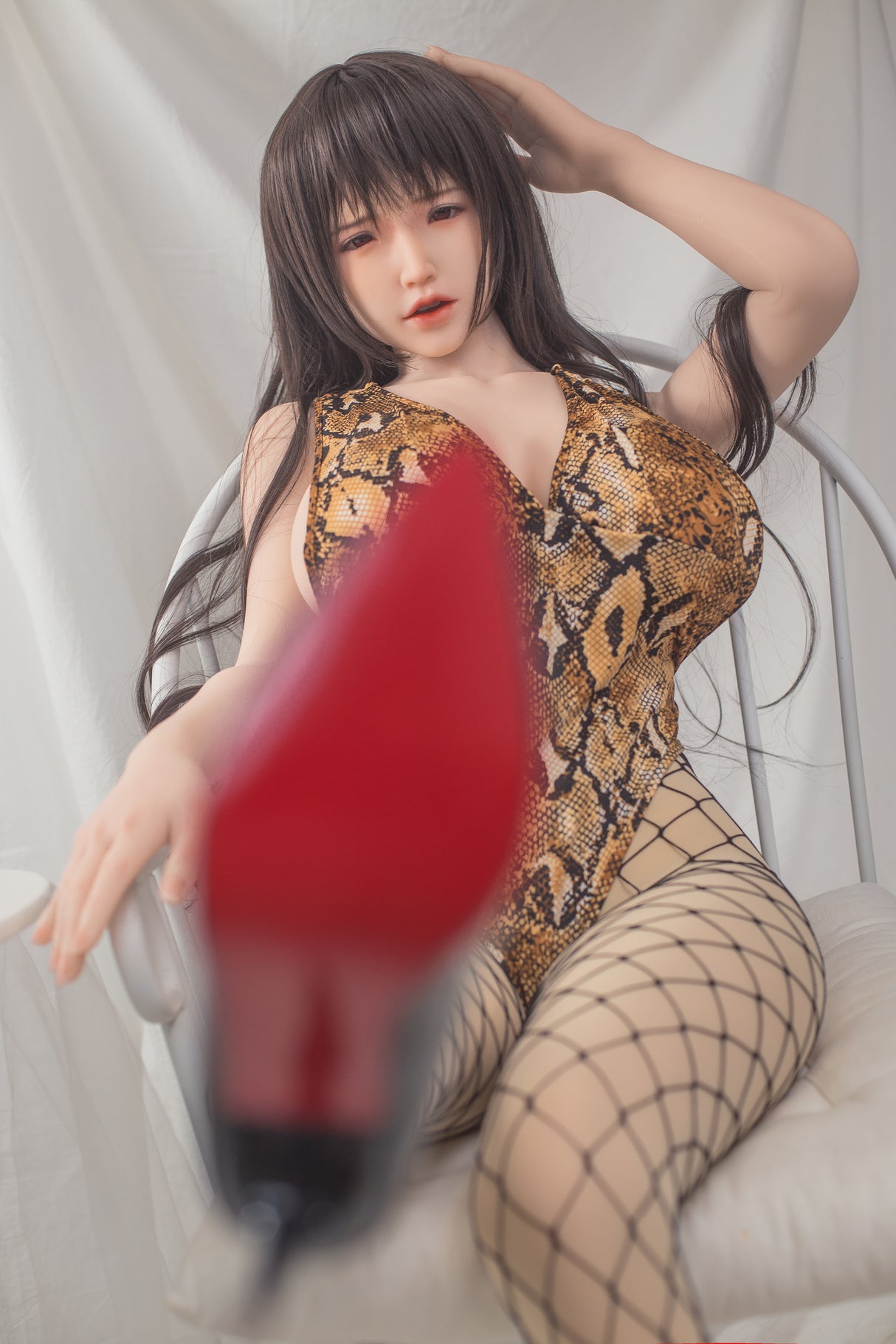 Naomi: Asiatische Sexpuppe von SANHUI (Vollsilikon)