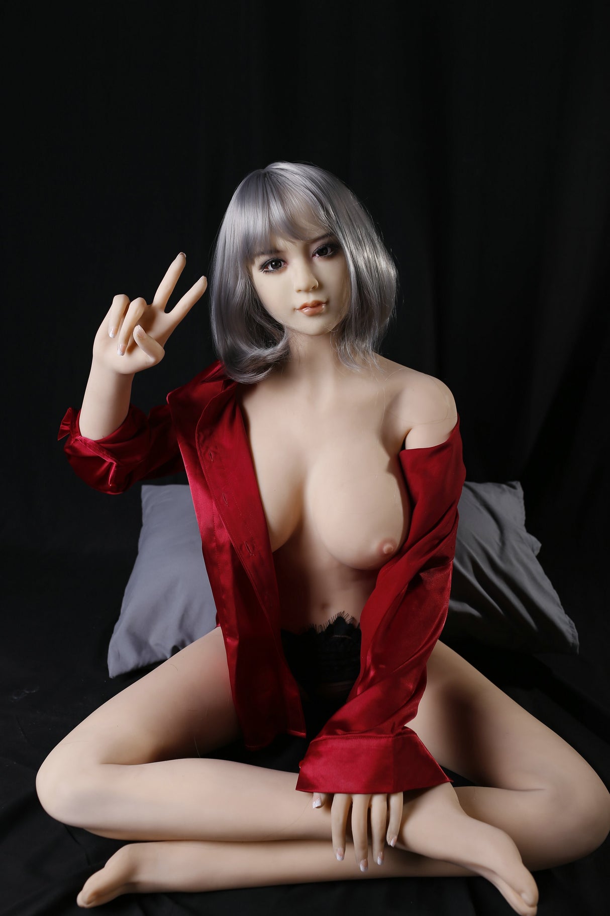 Akira: Qita Doll, asiatische Sexpuppe