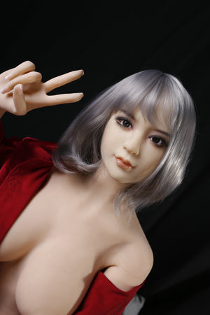 Akira : Poupée sexuelle asiatique Qita Doll