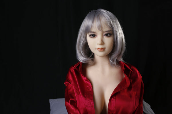 Akira : Poupée sexuelle asiatique Qita Doll