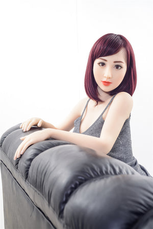 Jennifer: Asiatische Sexpuppe von Irontech