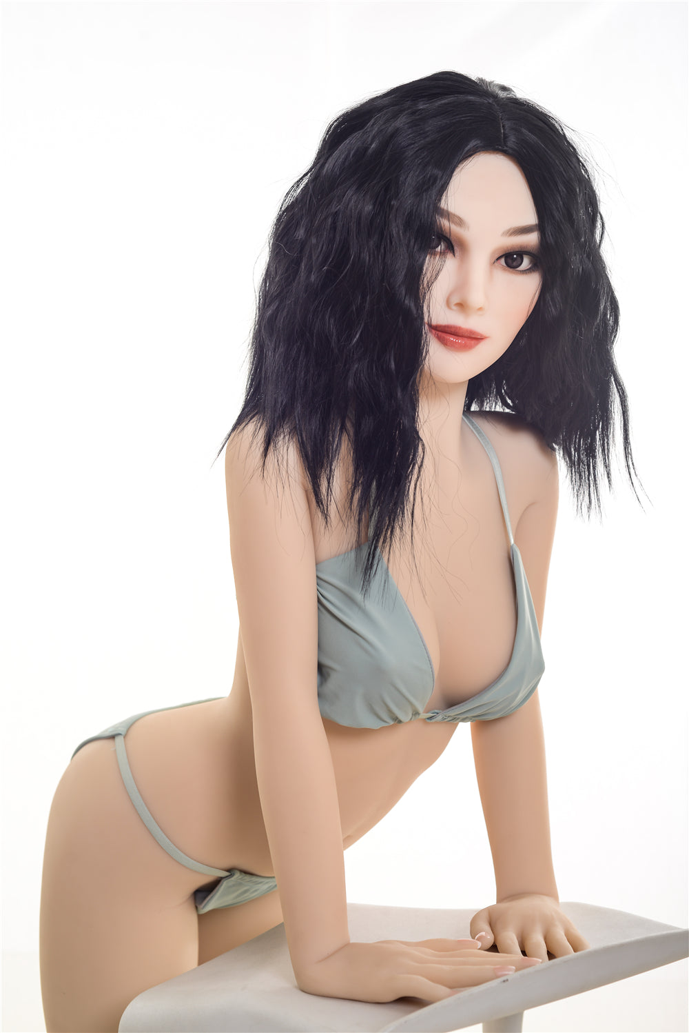 Hellen: Asiatische Sexpuppe von Irontech