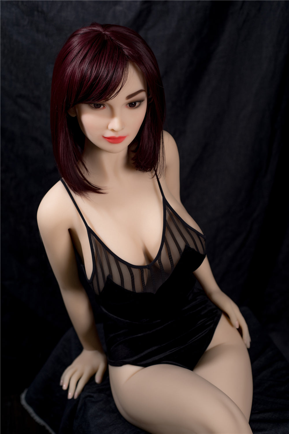 Hellen: Asiatische Sexpuppe von Irontech