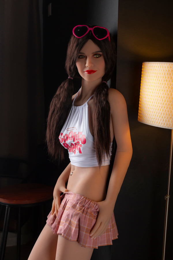 Emma: HR DOLL Weiße Sexpuppe